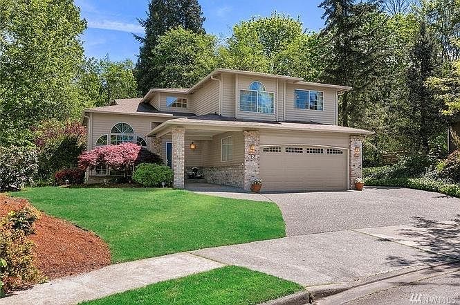 1st image of 924 6th Pl S