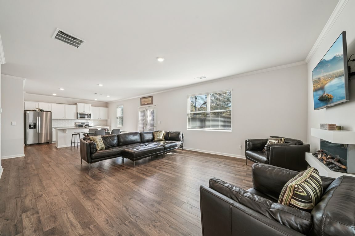 next background image