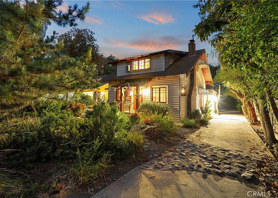 1st image of 424 Harrison Ave