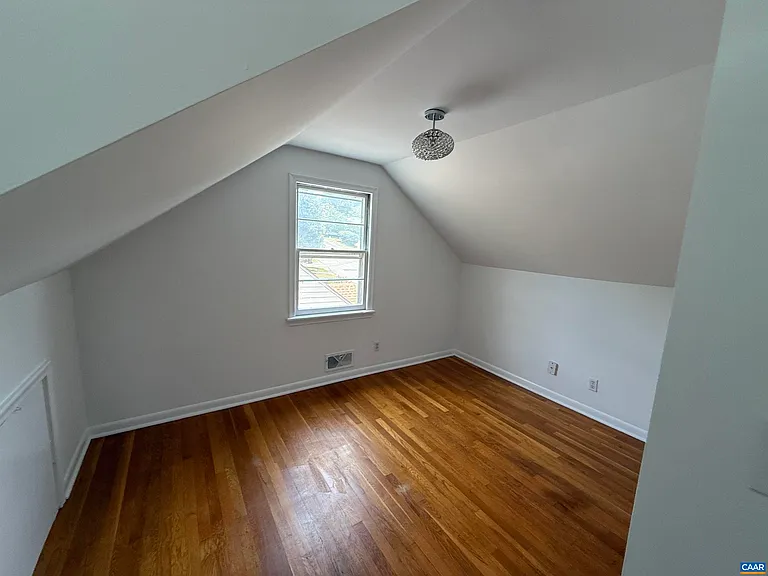 913 Druid Ave — Photo 19