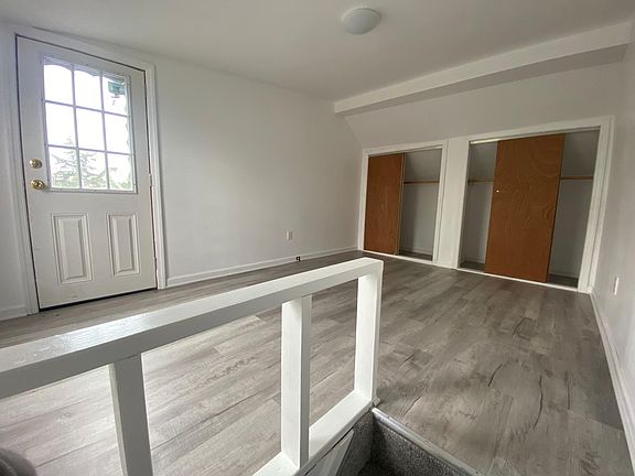 2nd image of 19 Jade St