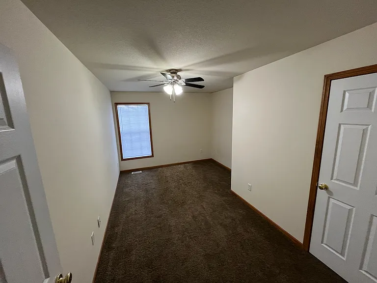 6176 Cross Bend Ct — Photo 9