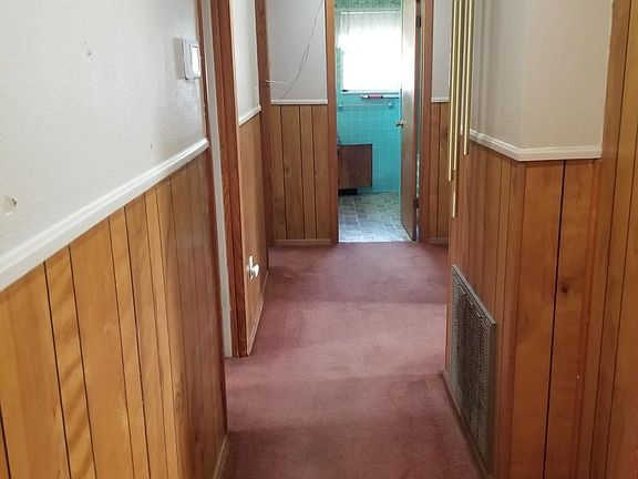 5th image of 1632 Edgewood St