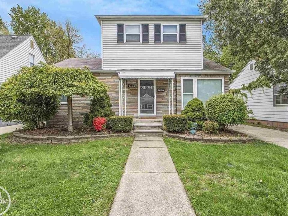 1st image of 2444 Brockton Ave