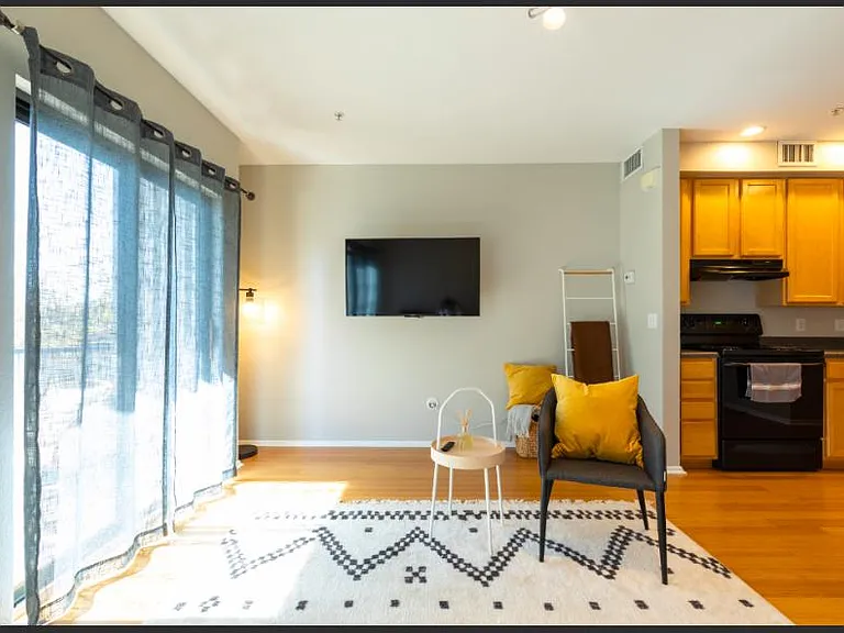 3149 Blake St #202 — Photo 9