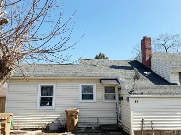 33-35 Brookhaven Dr, Cheektowaga, NY 14225