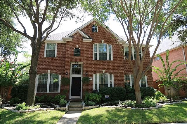 1st image of 829 Cheshire Dr