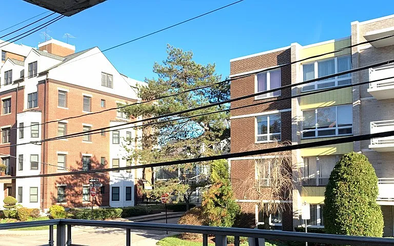 50 Park St #21 — Photo 15