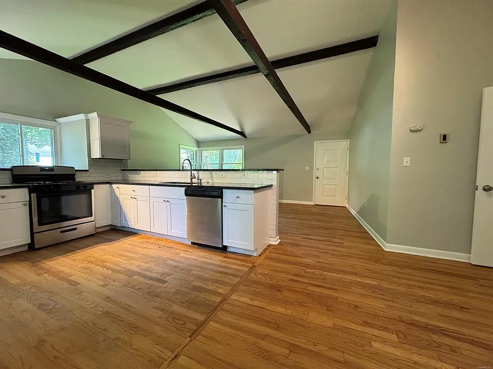 95 Riverside Dr #95