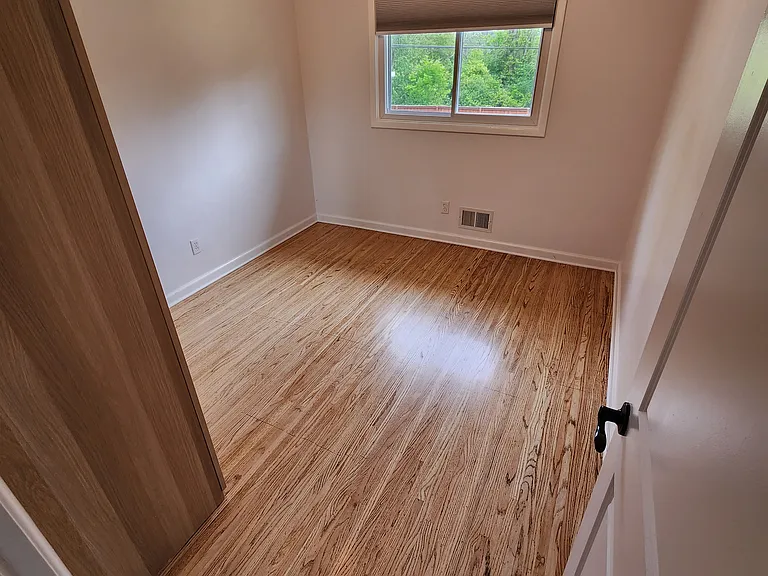70 Ashley Dr — Photo 14