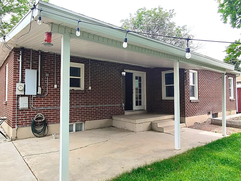 3096 S 1810 E — Photo 34