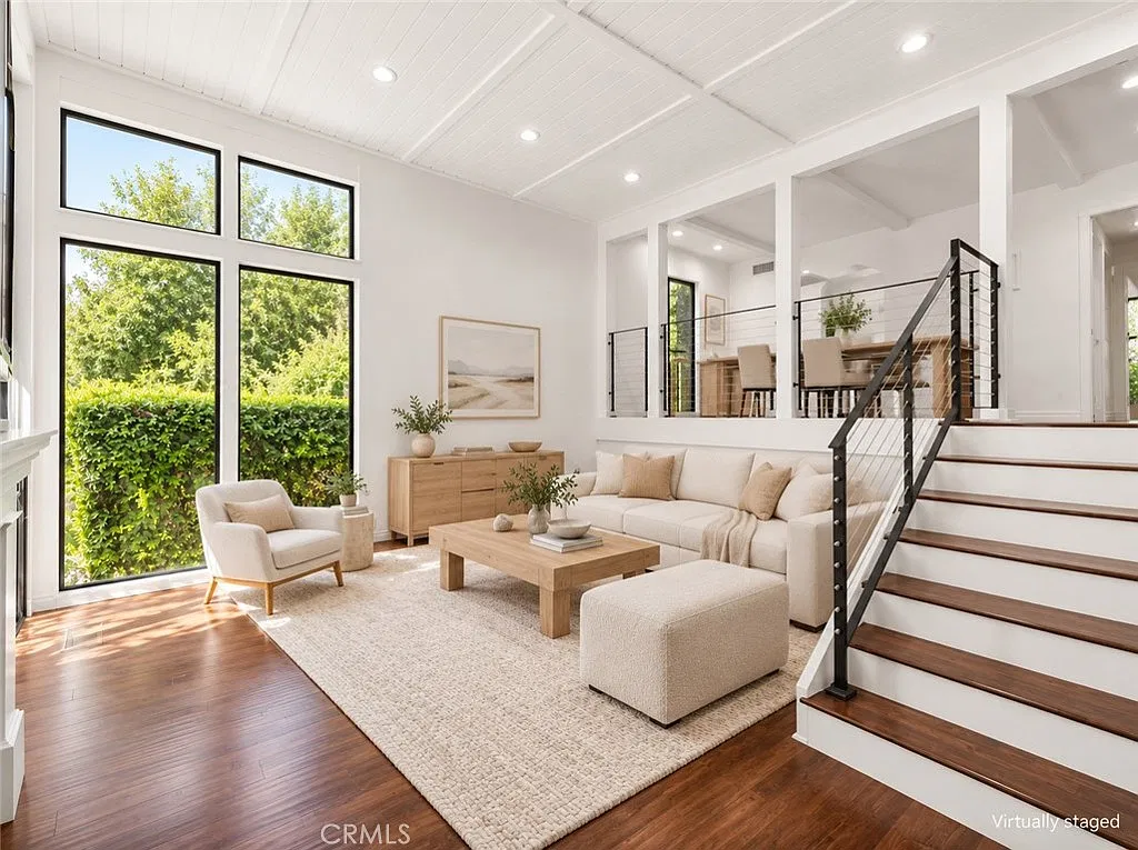 3 bed, 2.5 bath, 1742 sqft, $5,500 — Photo 1