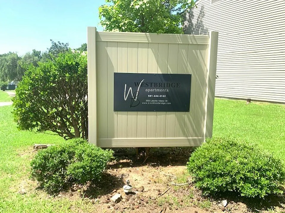 Westbridge Apartments