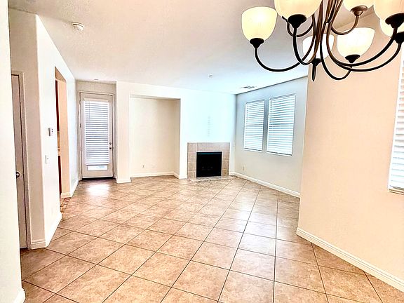 4th image of 3326 Hatten Ln