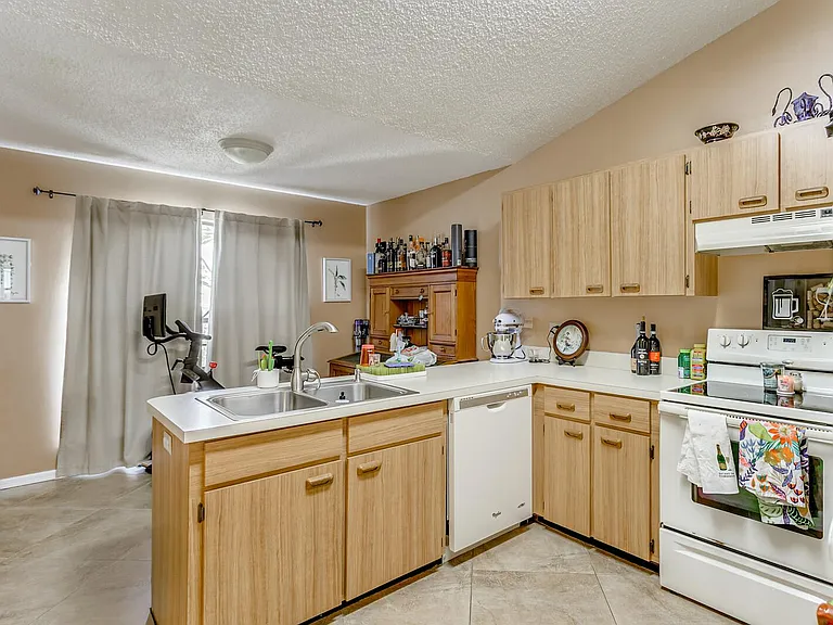 3467 Fan Palm Blvd — Photo 10