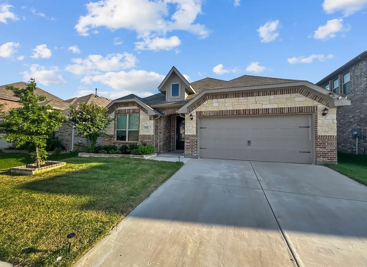 Building Photo - 3712 Heather Meadows Dr