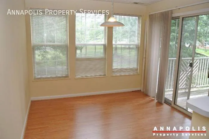 700 Orchard Overlook #202 — Photo 5