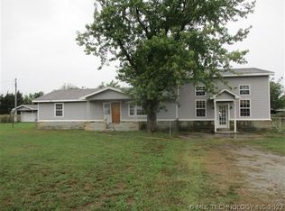 3071 State Highway 71 Hwy, Quinton, OK 74561