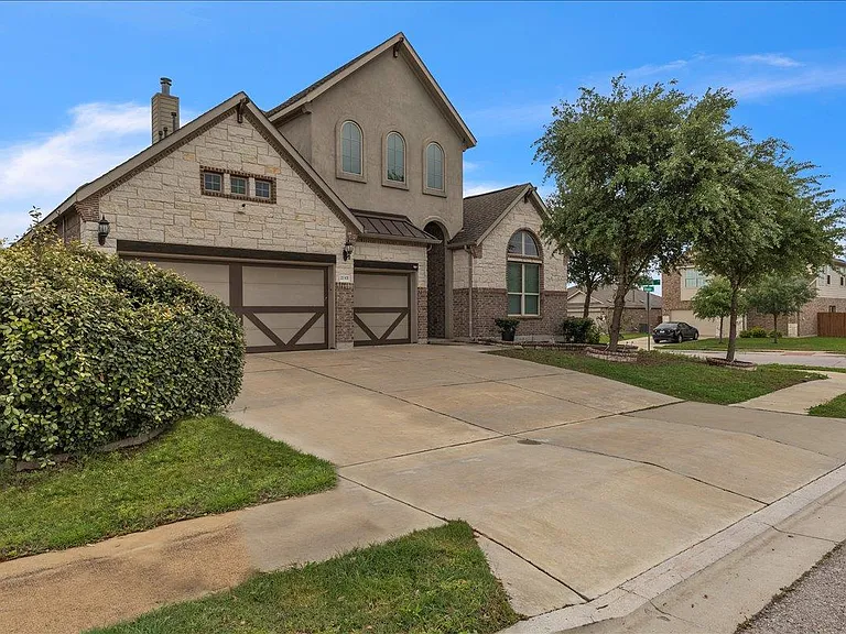 21301 Resource Rd — Photo 23