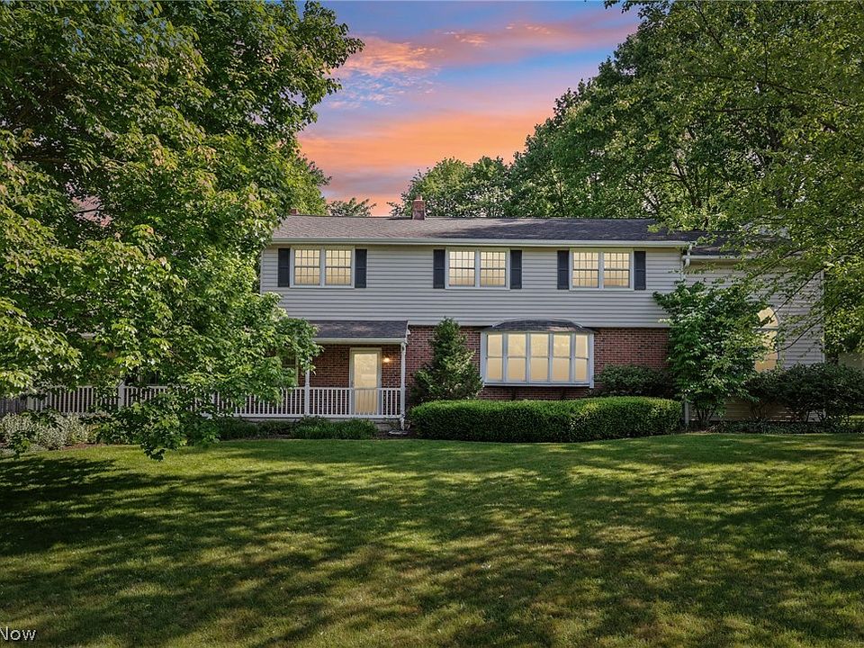 2nd image of 158 Hawthorne Dr