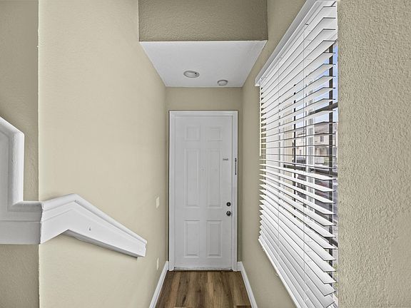 5th image of 1982 Freeport Lane