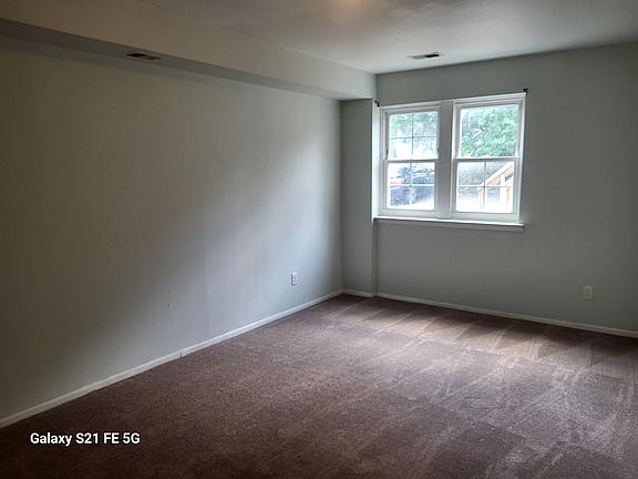3rd image of 7526 Roosevelt Blvd Floor 1