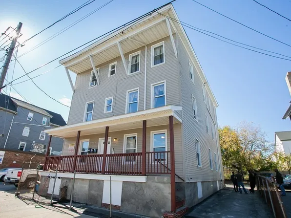 203 Belleville Ave, New Bedford, MA 02746