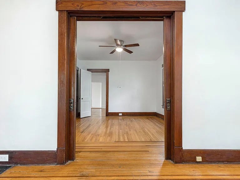 145 N Keats Ave — Photo 12