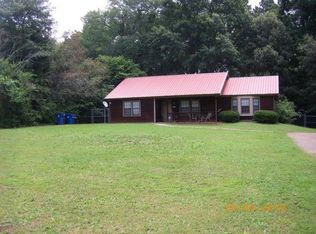 145 Oak Dr, Athens, GA 30605