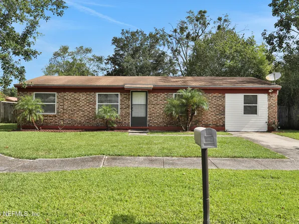 8535 FROST Street N, Jacksonville, FL 32221
