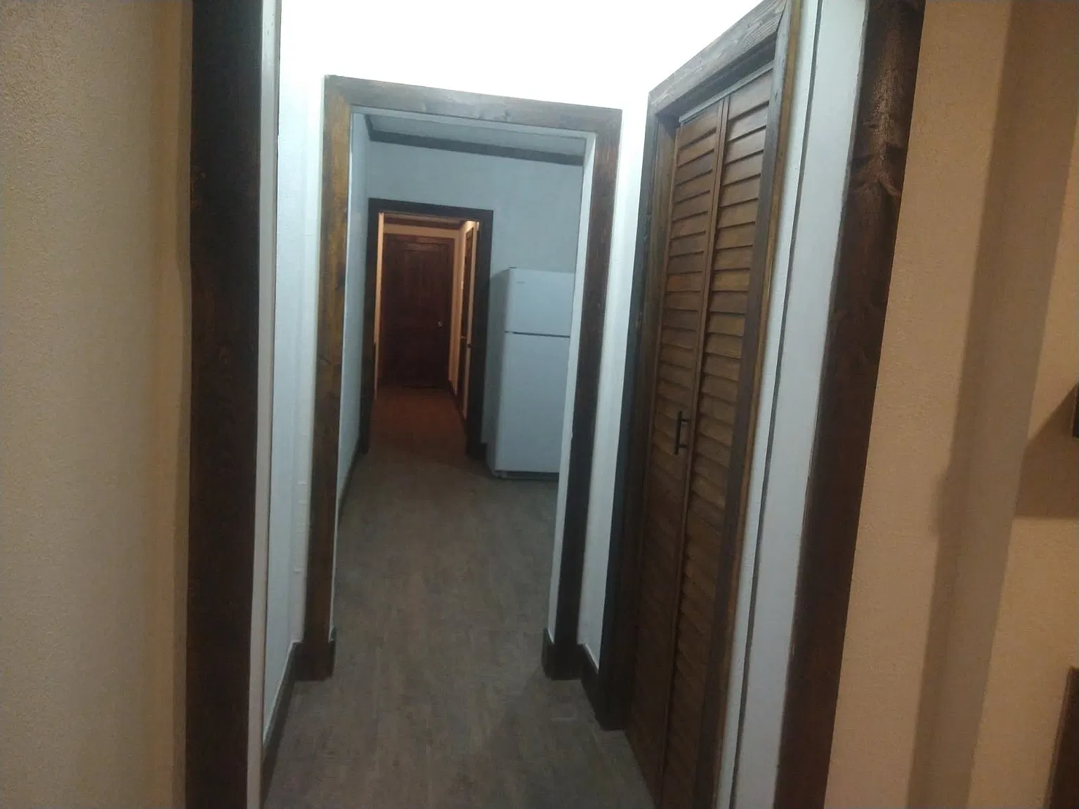 106 W Inman St — Photo 3