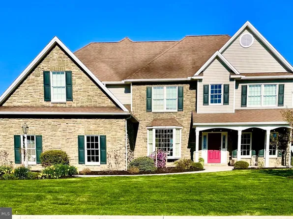 1223 Summit Way, Mechanicsburg, PA 17050