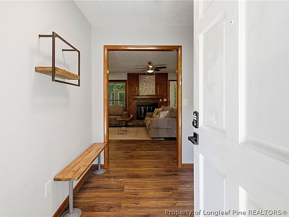 3rd image of 7434 Beaver Run Dr
