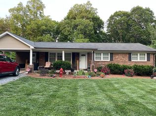318 Island Dr, Madison, NC 27025
