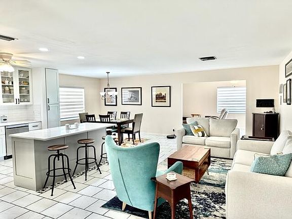 4th image of 3532 Amalfi Drive