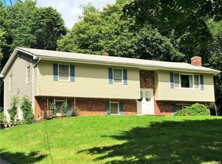 2132 State Route 300, Wallkill, NY 12589