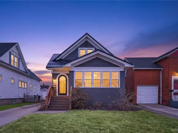 121 Ridgewood Rd, Buffalo, NY 14220