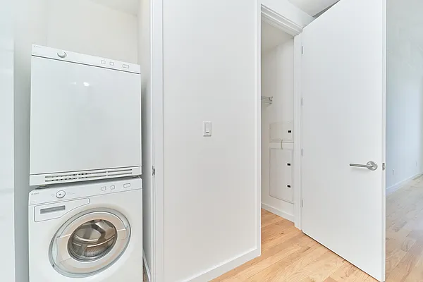 Rented by Living New York | media 30