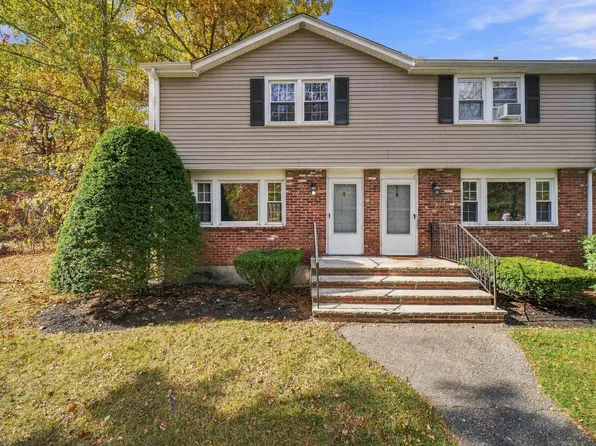 10 Dalton St Unit A, Plaistow, NH 03865