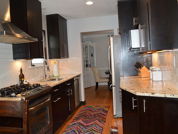 4th image of 6159 N Shoreland Ave