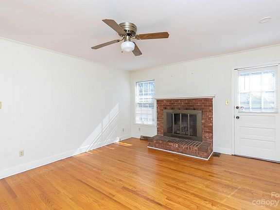 5th image of 1613 Nottingham Dr