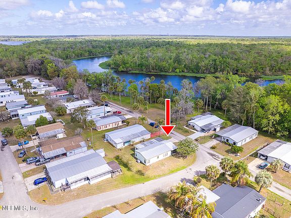 3rd image of 143 BAYOU Drive