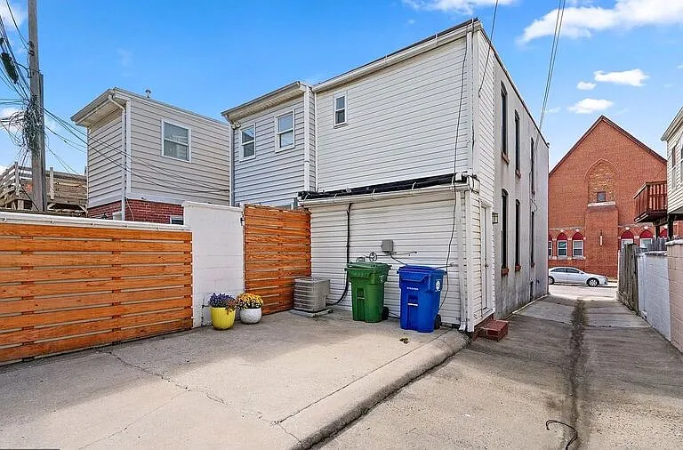 1303 Patapsco St — Photo 30