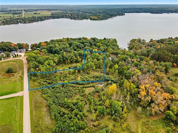 2nd image of N Lake Dr