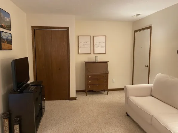 23240 Chestnut Oak Ct, California, MD 20619