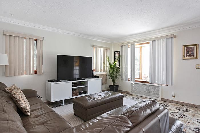 1st image of 56 Winthrop St