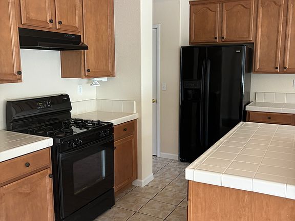 3rd image of 5014 Garlenda Dr
