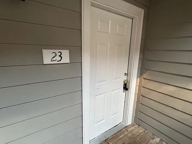 Building Photo - 929 Morreene Rd #D23