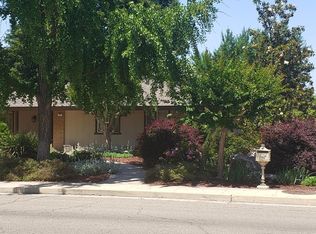2251 E Stroud Ave, Kingsburg, CA 93631