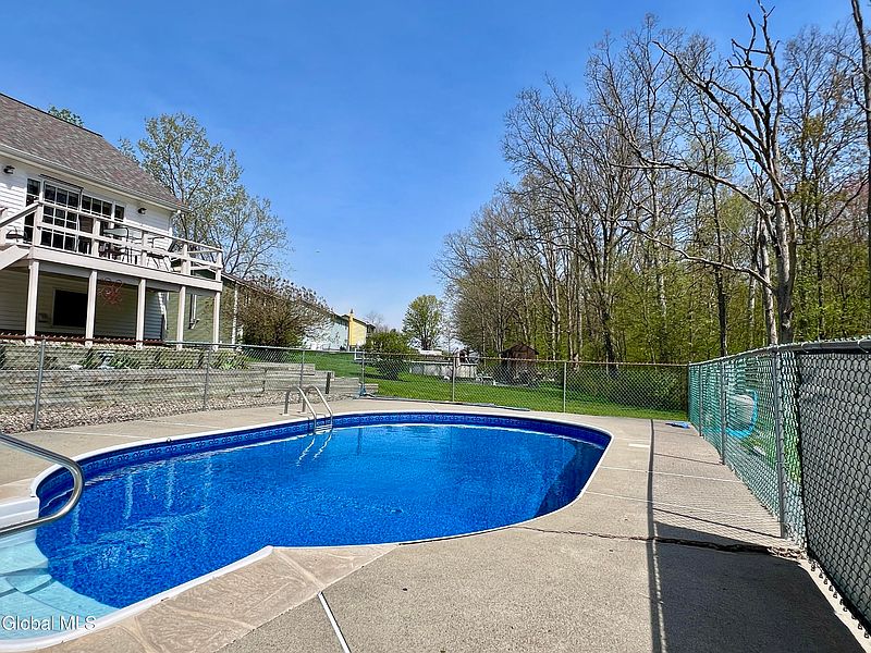2nd image of 35 Frederick Drive